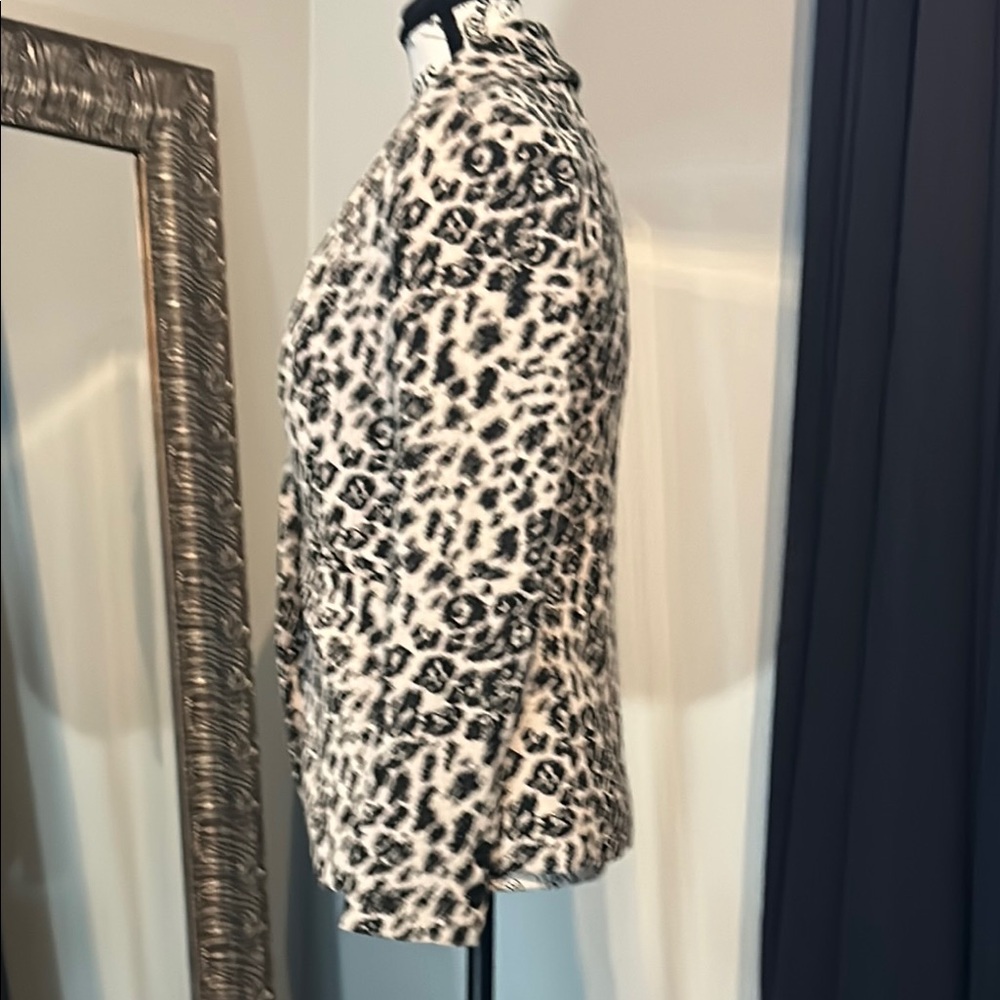 Leopard Print Women's Jacket - Picture 10 of 16